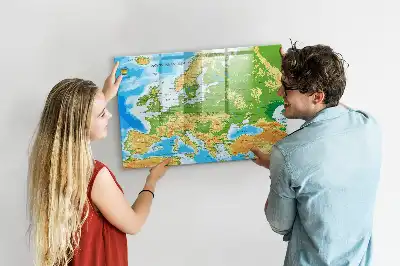 Geograficzna mapa świata w wersji jako tablica magnetyczna z pisakiem