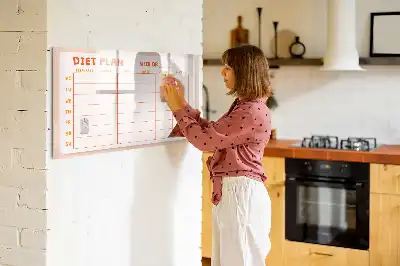 Tygodniowy planer posiłków z tablicą magnetyczną i pisakiem