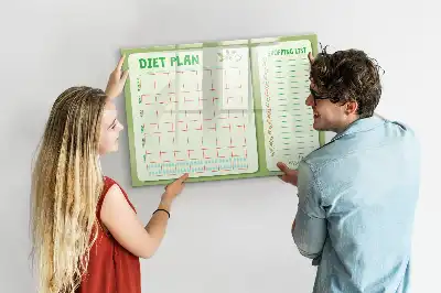 Tablica magnetyczna do pisania z planem tygodniowego menu
