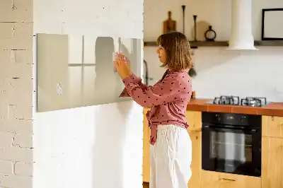 Tablica magnetyczna do pisania w kolorze beżowym