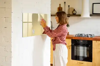 Tablica magnetyczna z pisakiem w kolorze kremowym