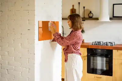 Tablica magnetyczna z pisakiem w kolorze pomarańczowym