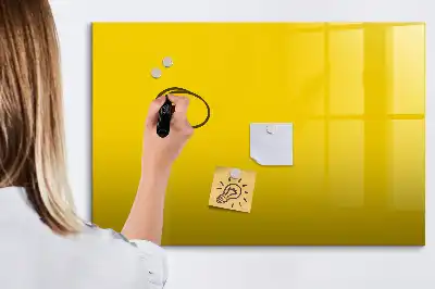 Tablica magnetyczna z pisakiem w kolorze jasnożółtym