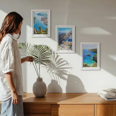 Zestaw obrazów dekoracja ścienna z greckimi nadmorskimi widokami i miastem Oia na Santorini