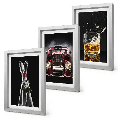 Zestaw obrazów dekoracja ścienna przedstawiający kobiece nogi z różą przy starym samochodzie ze szklanką whisky