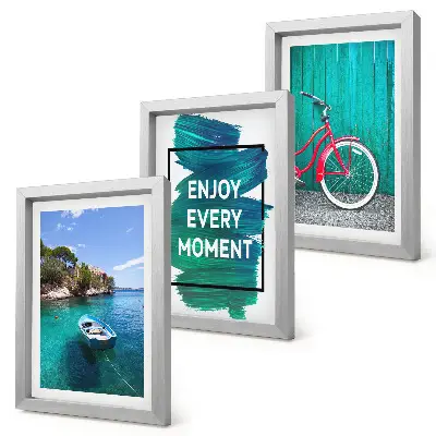 Widok na morze z łodzią i inspirującym napisem tryptyk w ramie