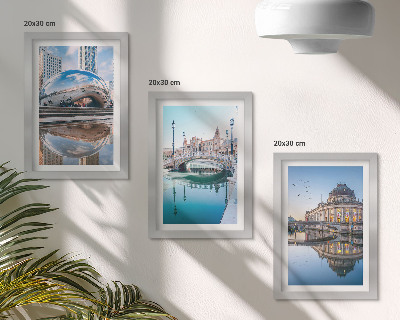 Zestaw 3 obrazów w ramie Architektura miast z odbiciem w wodzie