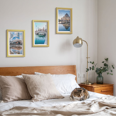 Zestaw 3 obrazów w ramie Architektura miast z odbiciem w wodzie