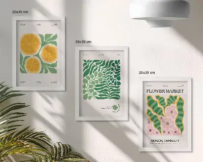 Tryptyk w ramie z motywami owocowymi i roślinnymi w pastelowych kolorach