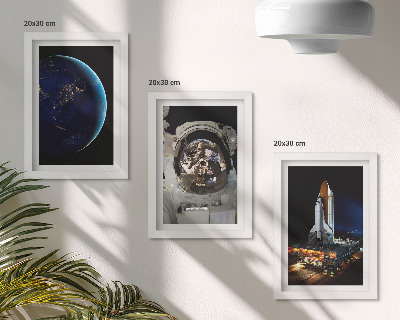 Zestaw 3 obrazów w ramie Widoki kosmosu z Ziemią astronautą i rakietą