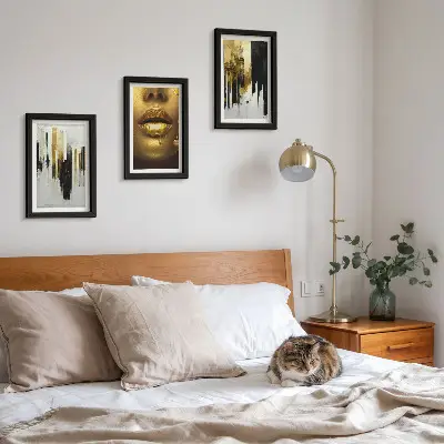 Abstrakcyjne malarstwo i portret kobiety tryptyk w ramie