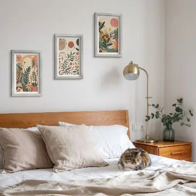 Zestaw 3 obrazów w ramie z roślinnymi wzorami vintage w pastelowych odcieniach