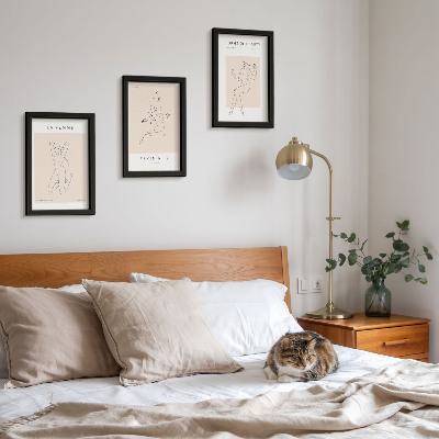 Dekoracja ścienna zestaw obrazów Linearne sylwetki kobiet w minimalistycznych posterach