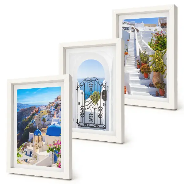 Widoki na Santorini tryptyk w ramie przedstawiający grecką architekturę miasta Oia