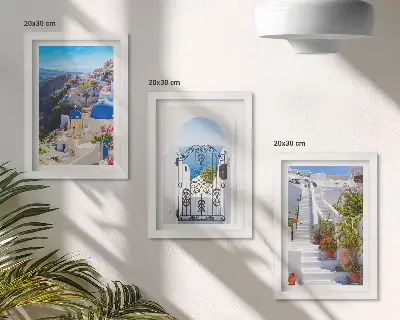 Widoki na Santorini tryptyk w ramie przedstawiający grecką architekturę miasta Oia