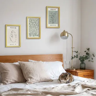 Zestaw obrazów dekoracja ścienna z liniami i roślinnymi wzorami w minimalistycznym stylu