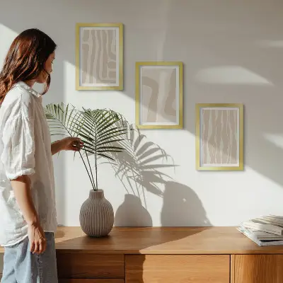 Tryptyk w ramie abstrakcyjne wzory z minimalistycznymi kształtami w stylu boho
