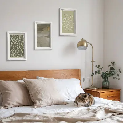 Zestaw 3 obrazów w ramie z motywem falistych i abstrakcyjnych wzorów z kwiatami boho