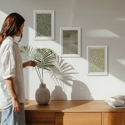 Zestaw 3 obrazów w ramie z motywem falistych i abstrakcyjnych wzorów z kwiatami boho