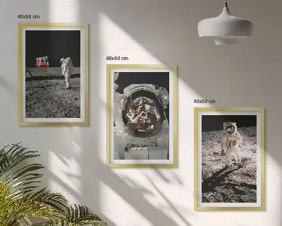 Zestaw obrazów do salonu przedstawiający lądowanie astronautów na Księżycu NASA