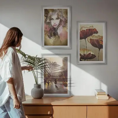 Zestaw 3 obrazów do salonu abstrakcyjny portret kobiety z motywem kwiatów i deszczu