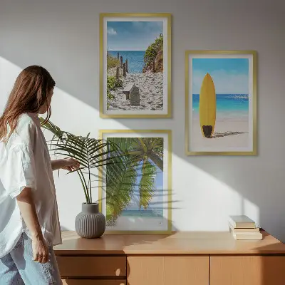 Zestaw obrazów do salonu wakacyjne plaże z falami i palmami