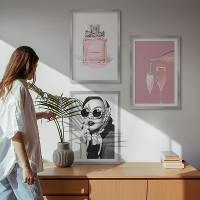 Zestaw 3 obrazów do salonu Stylowe różowe akcesoria
