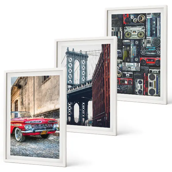 Zestaw obrazów do salonu z motywem starego auta na moście Brooklyn w stylu retro
