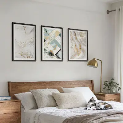 Zestaw 3 obrazów do salonu z eleganckimi wzorami marmurowymi