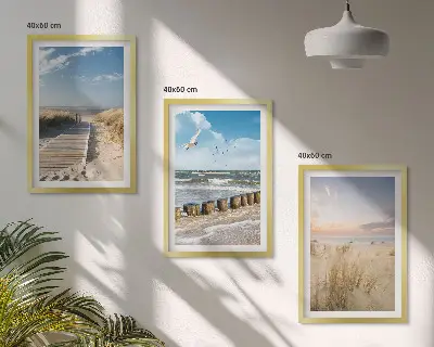 Kompozycja obrazów na ścianę plaża z piaskiem falami niebem i ptakami