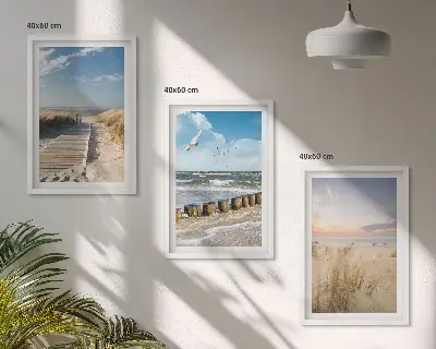 Kompozycja obrazów na ścianę plaża z piaskiem falami niebem i ptakami