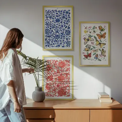 Kompozycja obrazów na ścianę vintage kwiaty, motyle i ornamenty