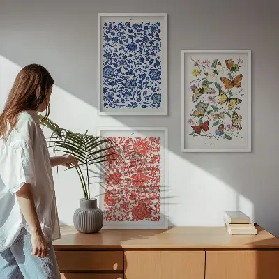 Kompozycja obrazów na ścianę vintage kwiaty, motyle i ornamenty