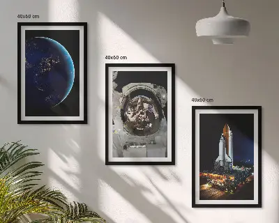 Zestaw obrazów do salonu z motywem kosmosu z ziemią astronautą i rakietą