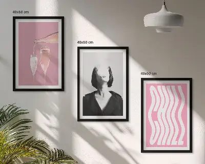 Zestaw obrazów do salonu stylowy portret z motywem relaksu przy szampanie