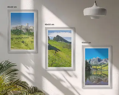 Zestaw obrazów do salonu Zielone wzgórza z zamkiem