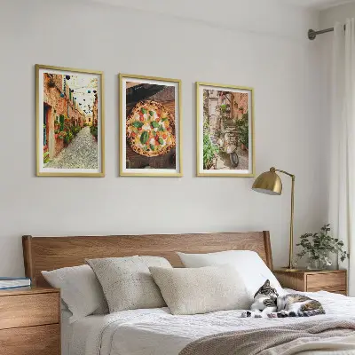Zestaw obrazów do salonu Urokliwe uliczki z pizzą