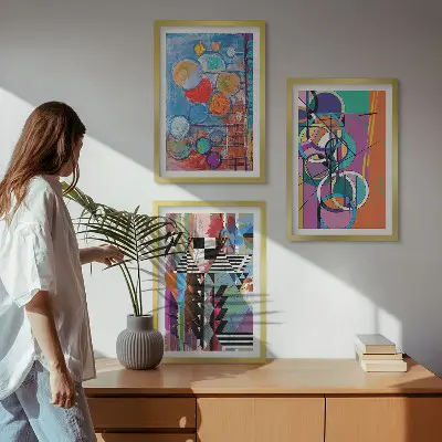 Zestaw obrazów do salonu kolorowe abstrakcje z geometrycznymi okręgami