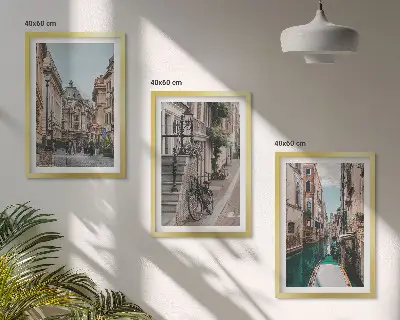 Zestaw obrazów do salonu Weneckie uliczki z wodą