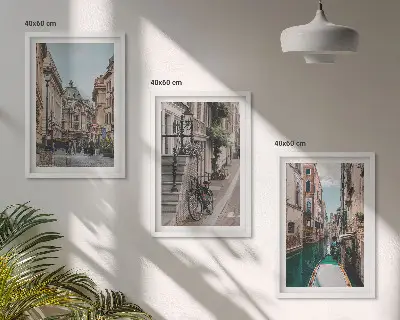 Zestaw obrazów do salonu Weneckie uliczki z wodą