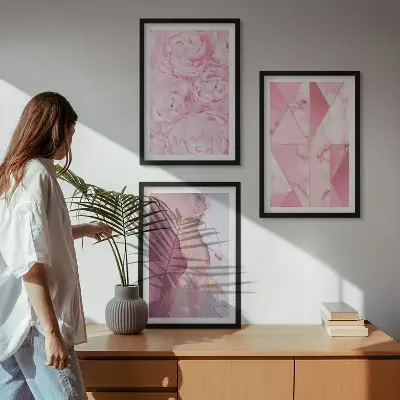 Zestaw 3 różowych obrazów geometryczne piwonie do salonu zestaw 3 sztuk