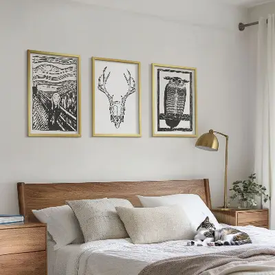 Kompozycja obrazów na ścianę grafika z motywem krzyku, czaszki i sowy