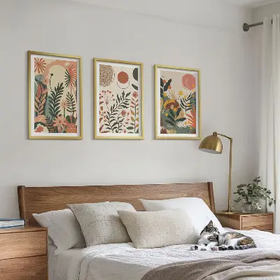 Zestaw obrazów do salonu z roślinnymi wzorami w stylu vintage w odcieniach pasteli