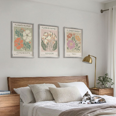 Zestaw 3 obrazów do salonu Kwiatowe postery Kopenhaga Londyn Paryż