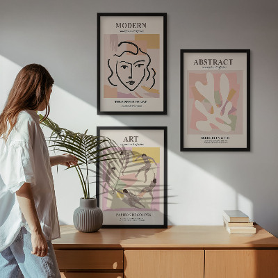 Zestaw 3 obrazów do salonu Stylowe portrety w pastelach