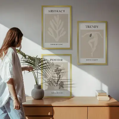 Zestaw obrazów do salonu z roślinnymi wzorami w kolorach beżu i brązu
