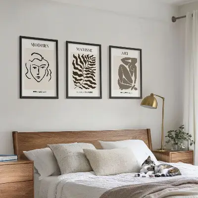 Kompozycja obrazów na ścianę stylowe grafiki z liniami przedstawiającymi postacie