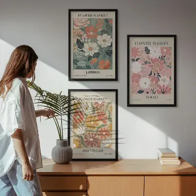Kompozycja obrazów na ścianę z motywem kwiatowych wzorów w stylu Londyn Tokio Amsterdam