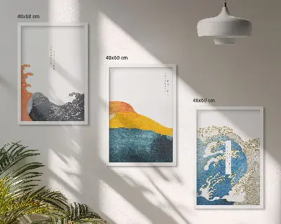 Kompozycja obrazów na ścianę z grafiką w japońskim stylu