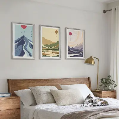 Zestaw obrazów do salonu góry w pastelowych barwach w stylu japandi